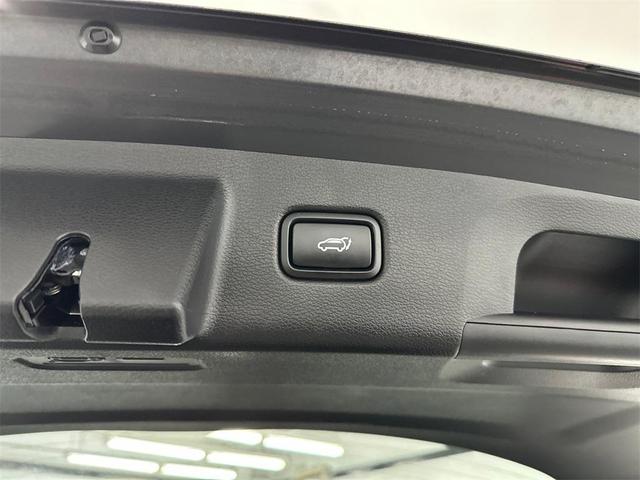 Photo of 2022 Gravity Grey Kia Telluride