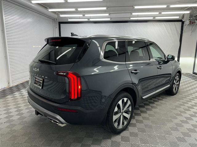 Photo of 2022 Gravity Grey Kia Telluride