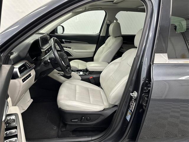 Photo of 2022 Gravity Grey Kia Telluride