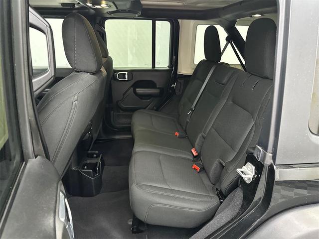 Photo of 2021 Black Clearcoat Jeep Wrangler Unlimited