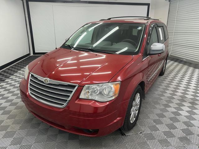 2010 Chrysler Town & Country