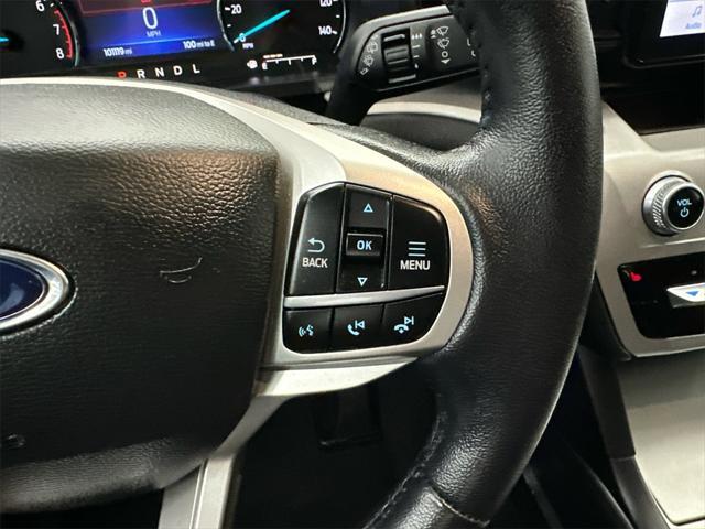 Photo of 2023 Gray Metallic Ford Explorer