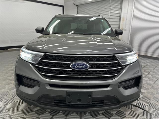 Photo of 2023 Gray Metallic Ford Explorer