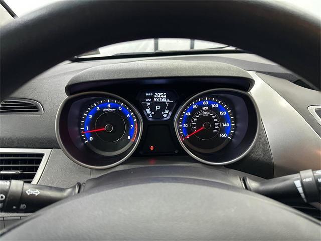 Photo of 2013 Titanium Gray Metallic Hyundai ELANTRA