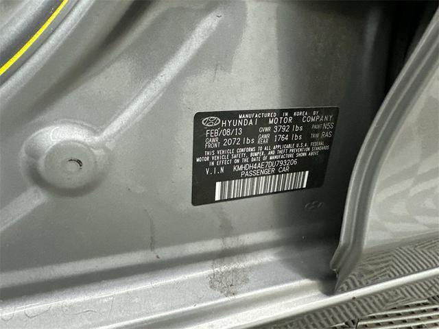 Photo of 2013 Titanium Gray Metallic Hyundai ELANTRA