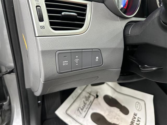 Photo of 2013 Titanium Gray Metallic Hyundai ELANTRA