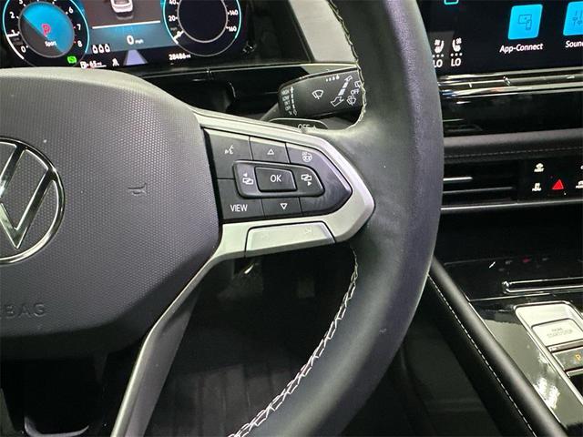 Photo of 2024 Pure White Volkswagen Atlas Cross Sport