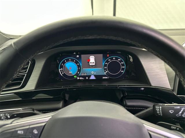 Photo of 2024 Pure White Volkswagen Atlas Cross Sport