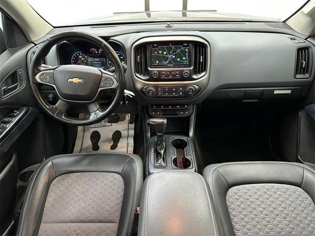 Photo of 2017 Brownstone Metallic Chevrolet Colorado