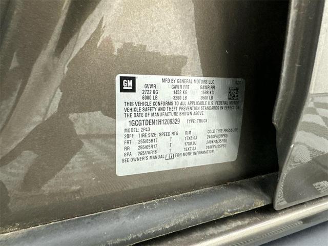 Photo of 2017 Brownstone Metallic Chevrolet Colorado