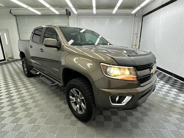Photo of 2017 Brownstone Metallic Chevrolet Colorado