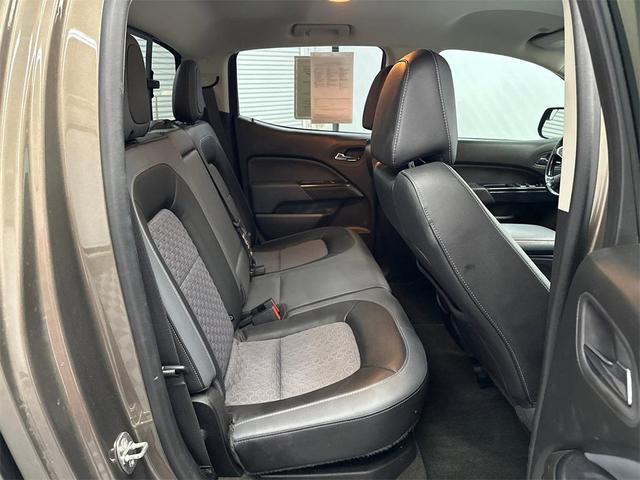 Photo of 2017 Brownstone Metallic Chevrolet Colorado