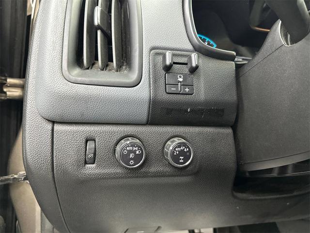 Photo of 2017 Brownstone Metallic Chevrolet Colorado