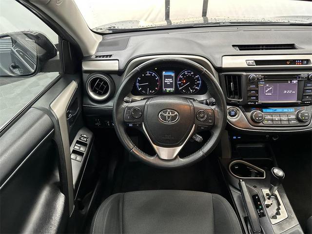 Photo of 2018 Magnetic Gray Metallic Toyota RAV4