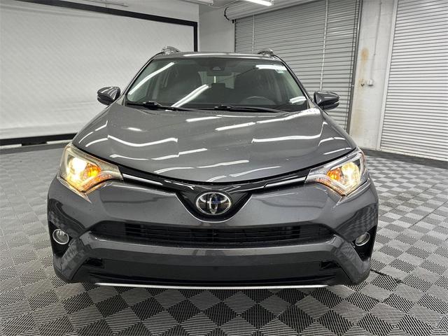 Photo of 2018 Magnetic Gray Metallic Toyota RAV4