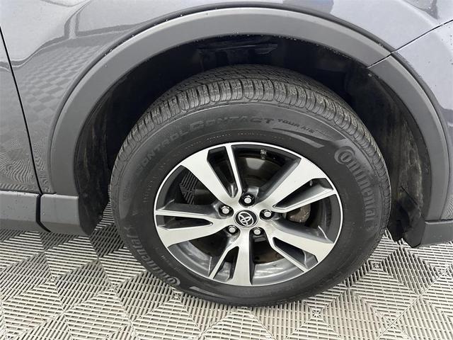 Photo of 2018 Magnetic Gray Metallic Toyota RAV4