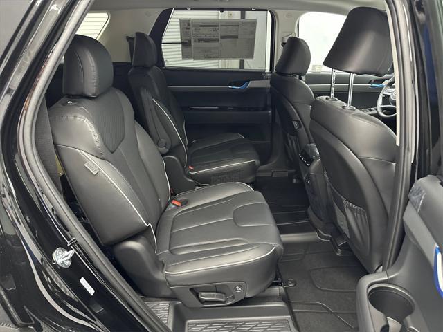 Photo of 2025 Abyss Black Pearl Hyundai PALISADE