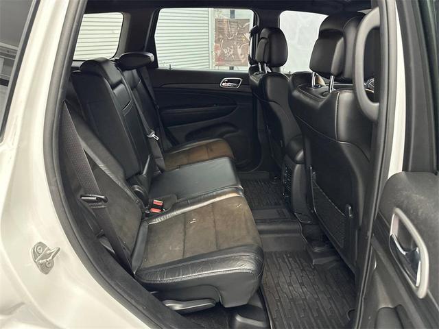 Photo of 2019 Bright White Clearcoat Jeep Grand Cherokee