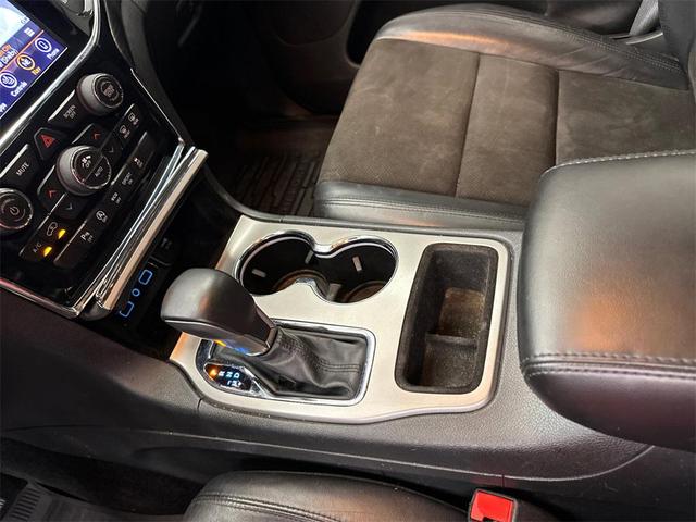 Photo of 2019 Bright White Clearcoat Jeep Grand Cherokee