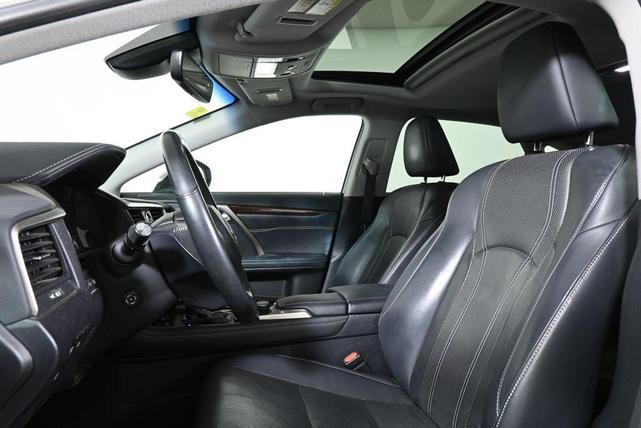 Photo of 2018 Eminent White Pearl Lexus RX 350