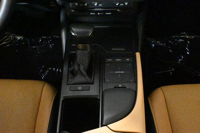 Photo of 2022 Nightfall Mica Lexus ES 350