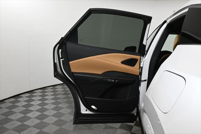 Photo of 2024 Eminent White Pearl Lexus RX 350