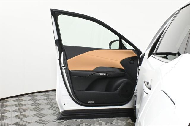Photo of 2024 Eminent White Pearl Lexus RX 350