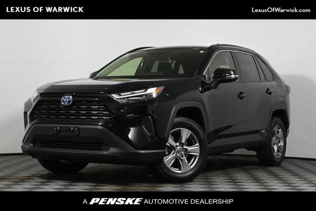 Photo of 2022 Midnight Black Metallic Toyota RAV4 Hybrid