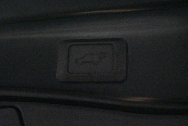 Photo of 2022 Midnight Black Metallic Toyota RAV4 Hybrid