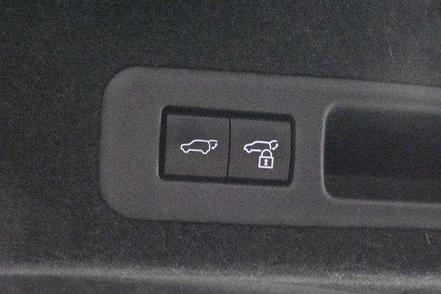 Photo of 2022 Atomic Silver Lexus RX 350