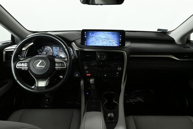 Photo of 2022 Atomic Silver Lexus RX 350