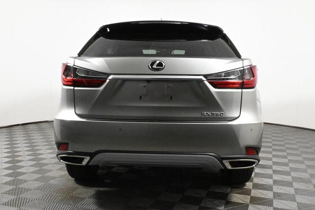 Photo of 2022 Atomic Silver Lexus RX 350