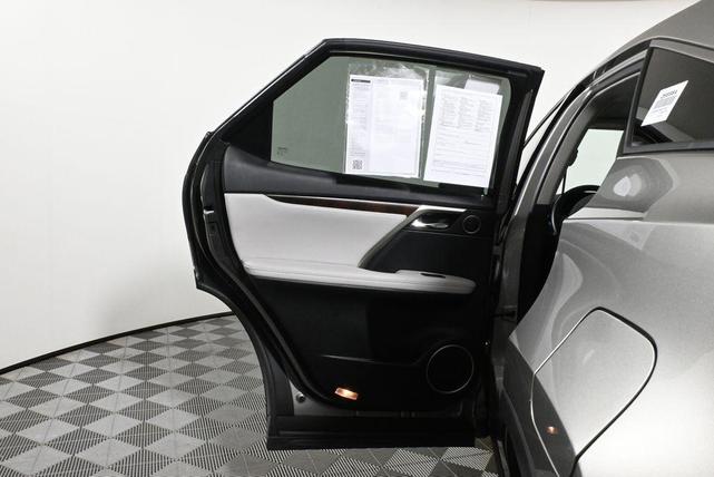 Photo of 2022 Atomic Silver Lexus RX 350