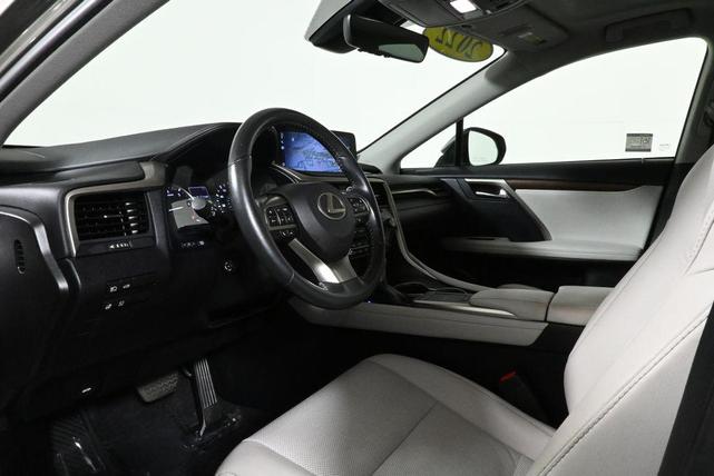 Photo of 2022 Atomic Silver Lexus RX 350