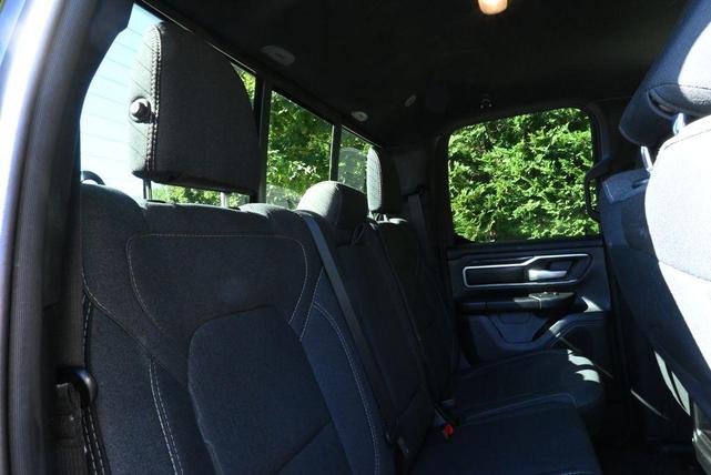 Photo of 2021 Diamond Black Crystal Pearlcoat RAM 1500