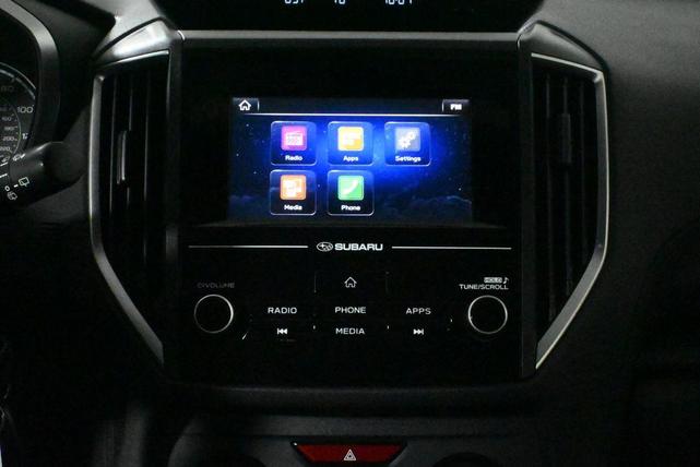 Photo of 2018 Crystal White Pearl Subaru Crosstrek