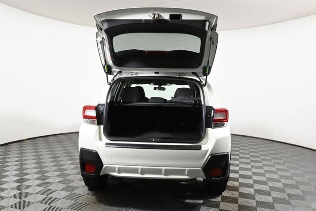 Photo of 2018 Crystal White Pearl Subaru Crosstrek