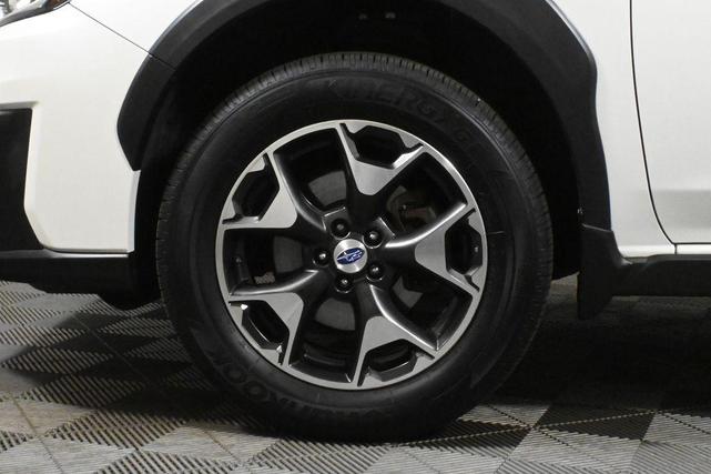 Photo of 2018 Crystal White Pearl Subaru Crosstrek