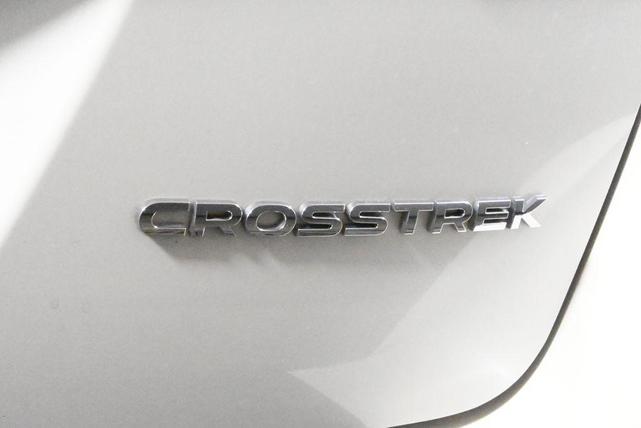 Photo of 2018 Crystal White Pearl Subaru Crosstrek