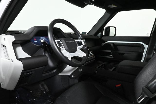 Photo of 2024 Fuji White Land Rover Defender