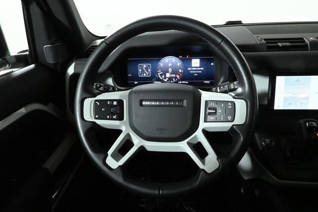 Photo of 2024 Fuji White Land Rover Defender