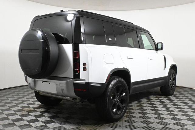 Photo of 2024 Fuji White Land Rover Defender