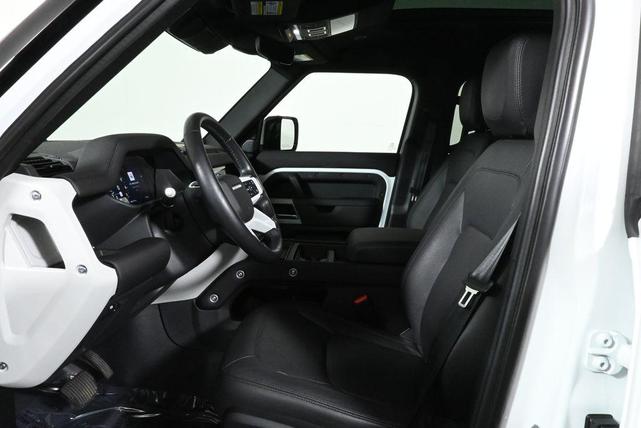 Photo of 2024 Fuji White Land Rover Defender