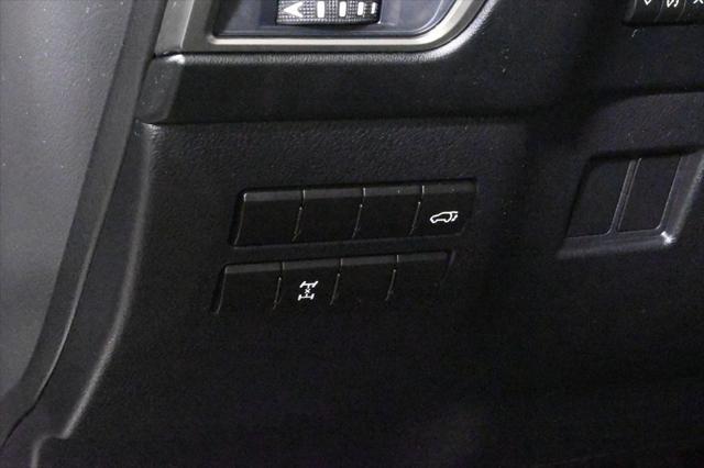Photo of 2017 Atomic Silver Lexus NX 200t