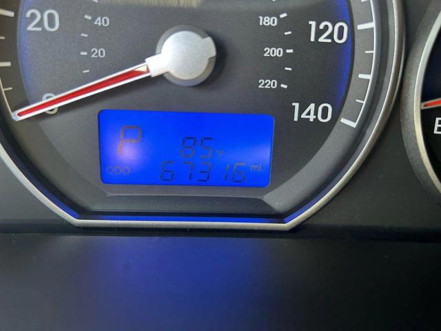 Photo of 2012 Twilight Black Hyundai SANTA FE