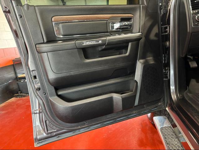 Photo of 2016 Granite Crystal Metallic RAM 1500
