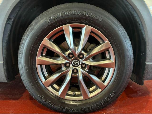 Photo of 2018 Snowflake White Pearl Mica Mazda CX-9