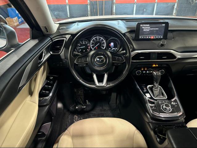 Photo of 2018 Snowflake White Pearl Mica Mazda CX-9