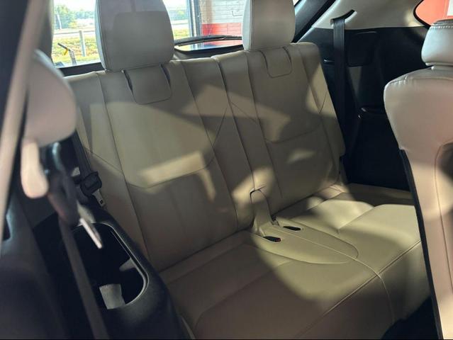Photo of 2018 Snowflake White Pearl Mica Mazda CX-9