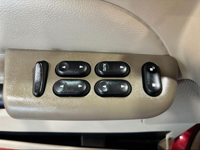 Photo of 2005 Red Fire Clearcoat Ford Explorer Sport Trac